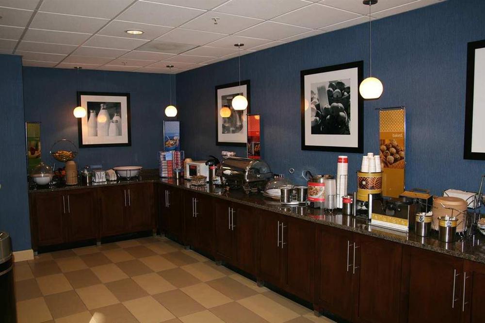 Hampton Inn Salem East - Electric Road Ristorante foto